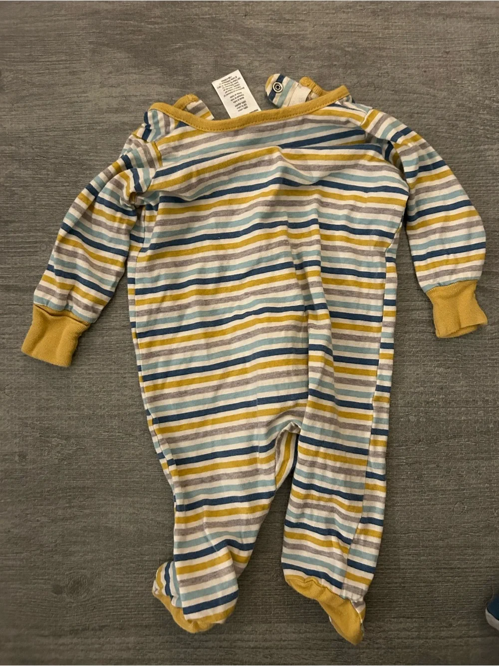 Set of 2 New born Gerber One-Piece  Sleepers Sets.